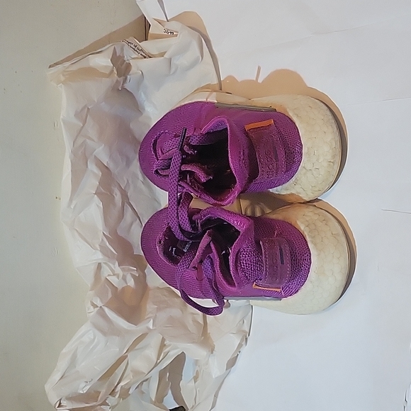 Adidas Ultra Boost - Picture 3 of 4